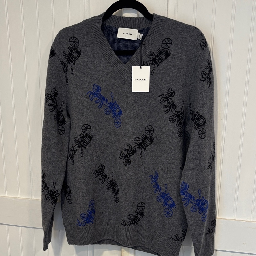 Coach V-Neck, wool Sweater in Gray , Blue & Black Carriage Design. Roomy size S.